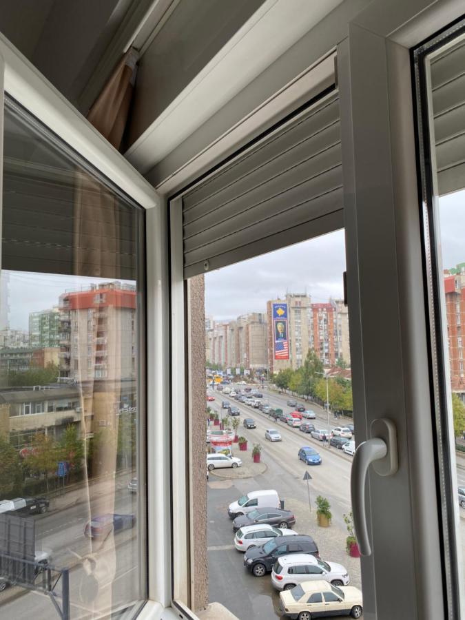 Capital Apartment Prishtina Pristina Exteriör bild